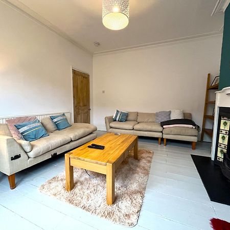 Charming Cottage Retreat With Garden - Sleeps 12 Бристоль Екстер'єр фото