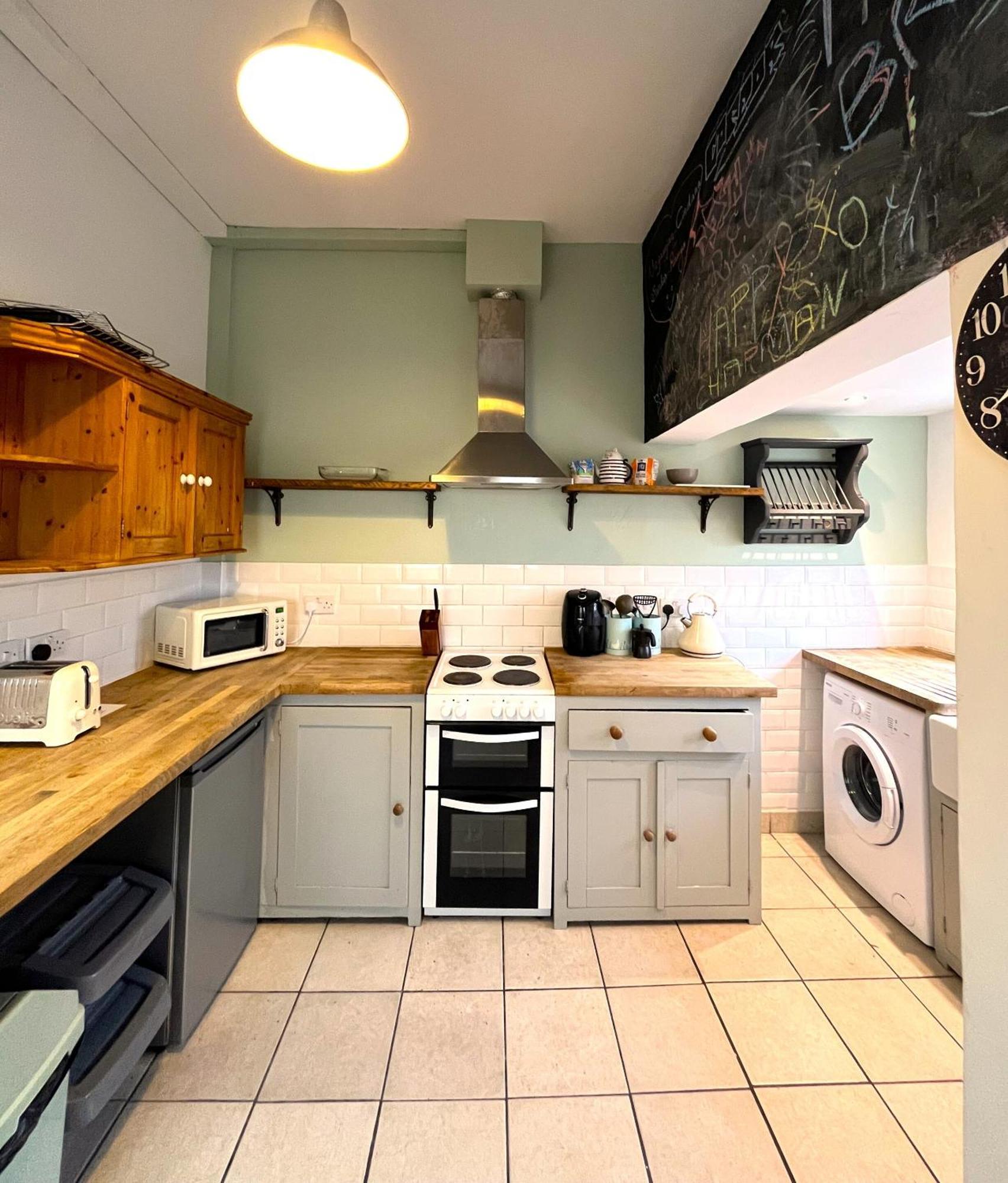 Charming Cottage Retreat With Garden - Sleeps 12 Бристоль Екстер'єр фото