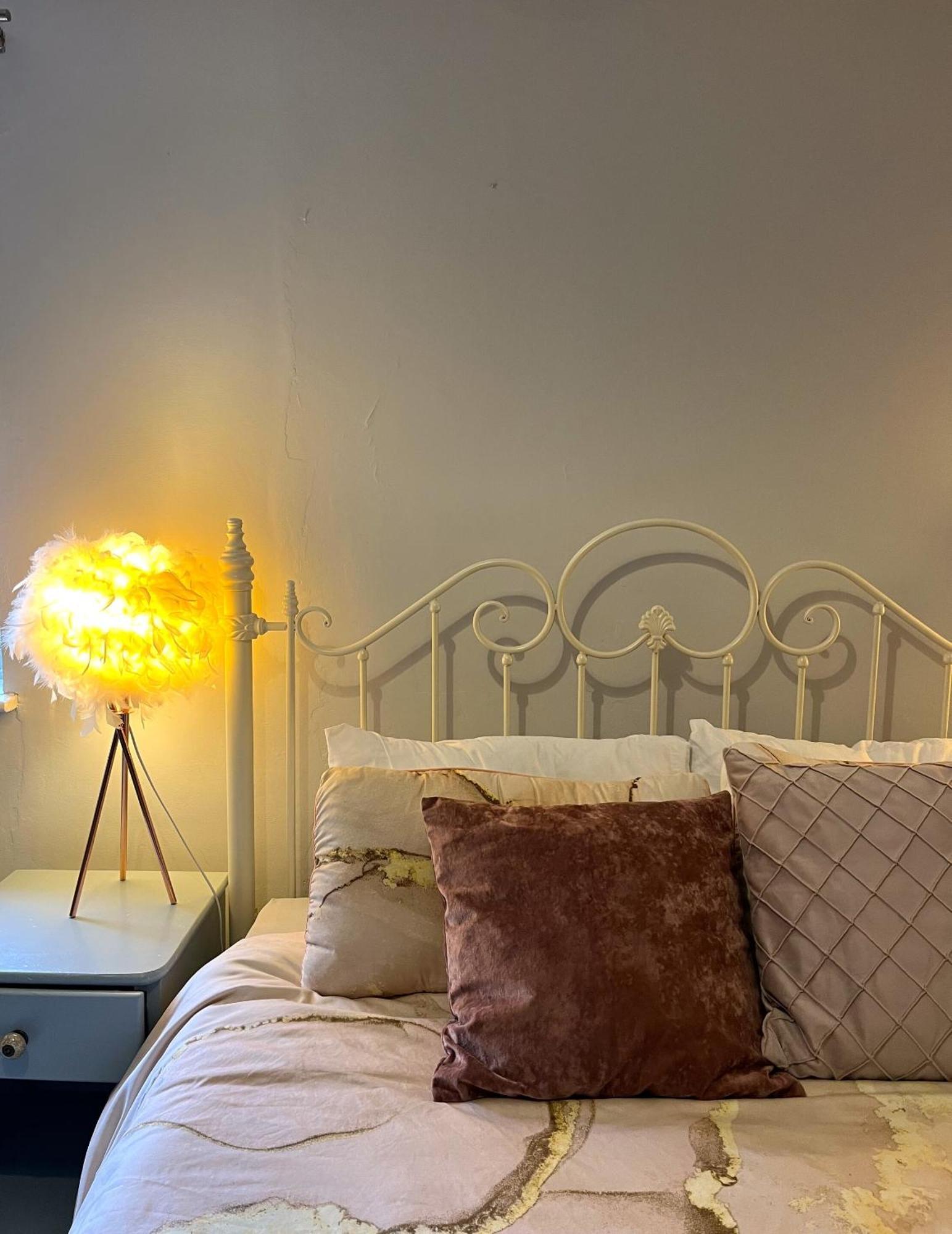 Charming Cottage Retreat With Garden - Sleeps 12 Бристоль Екстер'єр фото